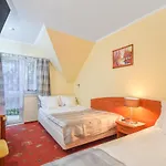 Gorgeous In Apartament 3*